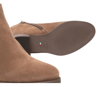 stivaletto NeroGiardini I617216D MOU