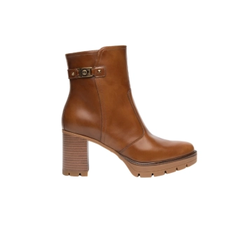 Stivaletto Nerogiardini I618043D PELLE